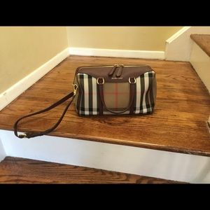 Burberry Alchester Medium Crossbody
